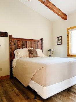 Cranberry Inn