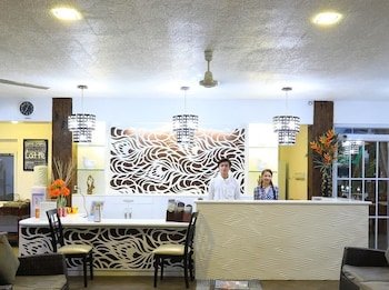 Luljetta's Place Garden Suites