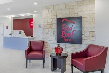 Red Roof Inn Hutchins