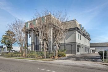 Country Inn & Suites by Radisson, Metairie New Orleans, LA