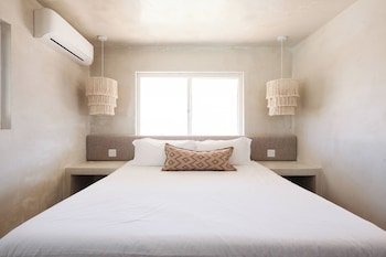 The Sand Castle Inn And Suites