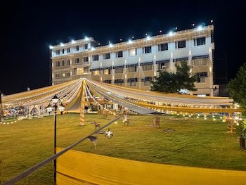 Hotel Vasdaa Grand