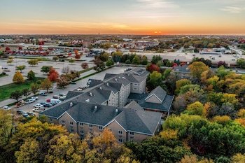 Stoney Creek Inn And Conference Center