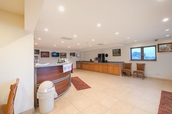 Harlan Inn and Suites