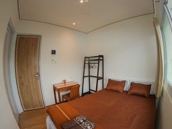 Rion Hostel Bogor
