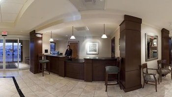 Staybridge Suites Indianapolis Downtown - Convention Center