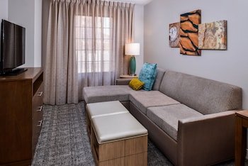 Staybridge Suites Indianapolis Downtown - Convention Center