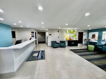 Days Inn by Wyndham Williams