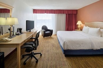 Wyndham El Paso Airport Hotel and Water Park