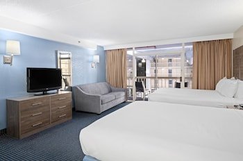 Carousel Resort