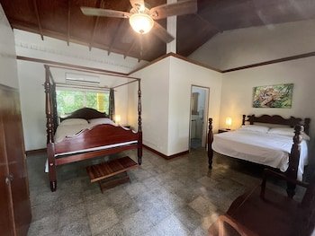 Warrie Head Resort