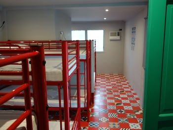 Way Shack Hostel