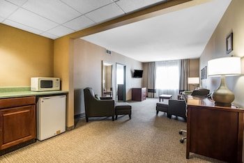 Quality Inn & Suites