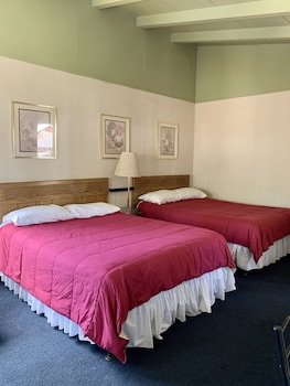 Stevenson's Holliday Inn
