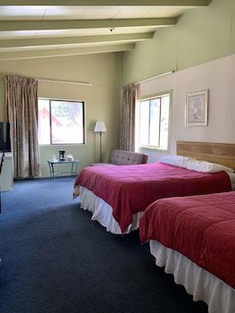 Stevenson's Holliday Inn