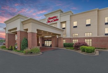 Hampton Inn & Suites Madisonville