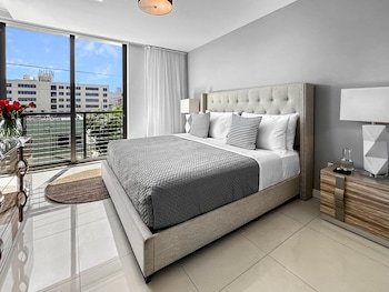 Moderno Residences By Bay Breeze