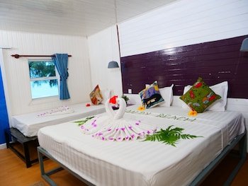 Sandy Beach Bungalows