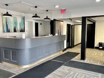 Anavada Inn & Suites - Grande Prairie