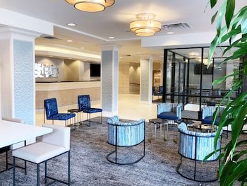 DoubleTree by Hilton Hotel Milwaukee Downtown