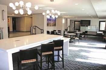 La Quinta Inn & Suites by Wyndham Denver Aurora Medical