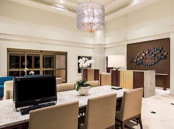 DoubleTree Suites by Hilton Hotel Naples