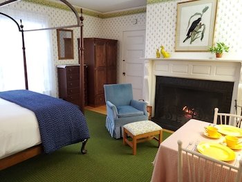 Harbourside Inn