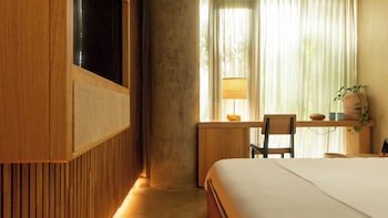 Hotel 23