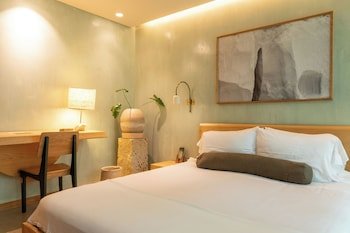 Hotel 23