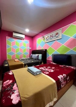 De Glory Hotel Usj 21