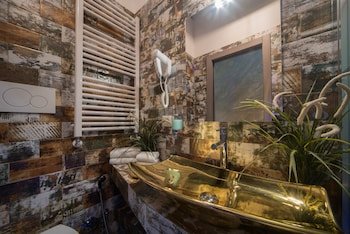 Navona Rooms with Jacuzzi