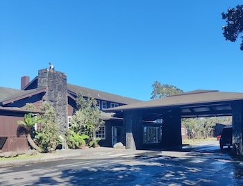 Volcano House
