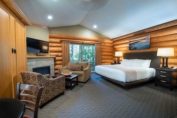 Tigh-Na-Mara Seaside Spa Resort & Conference Centre