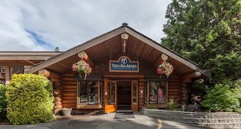 Tigh-Na-Mara Seaside Spa Resort & Conference Centre