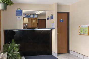 Days Inn by Wyndham Keene NH