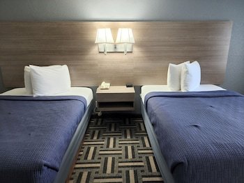 Relax Inn