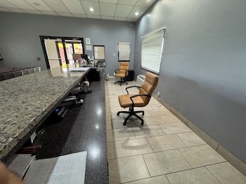 Spanish Trails Inn