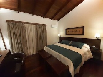 Bemar Carmelo Hotel
