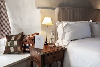 The Lamb Inn