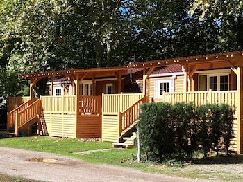 Camping Des 2 Rives