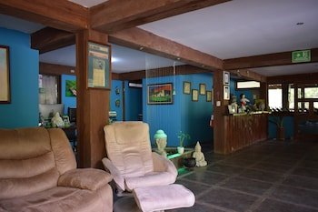 Hotel Quelitales