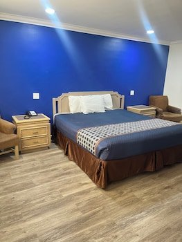 Lake Place Inn