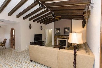 La Casa Del Mar