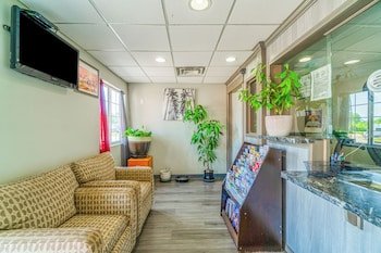 Deluxe Inn