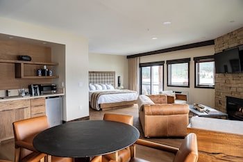 The Estes Park Resort
