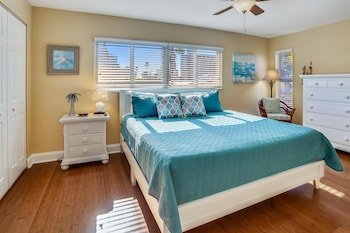 Westwinds Waterfront Resort