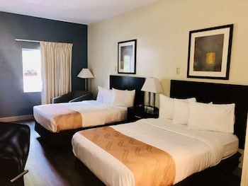 Days Inn by Wyndham Penn State