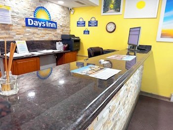 Days Inn by Wyndham Mason City