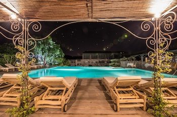 Hôtel Le Roi Théodore, Restaurant & SPA