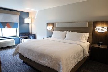 Holiday Inn Express Hotel & Suites Vancouver Mall/Portland Area